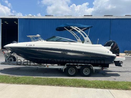 Sea Ray 240 Sundeck Outboard ficha tecnica 